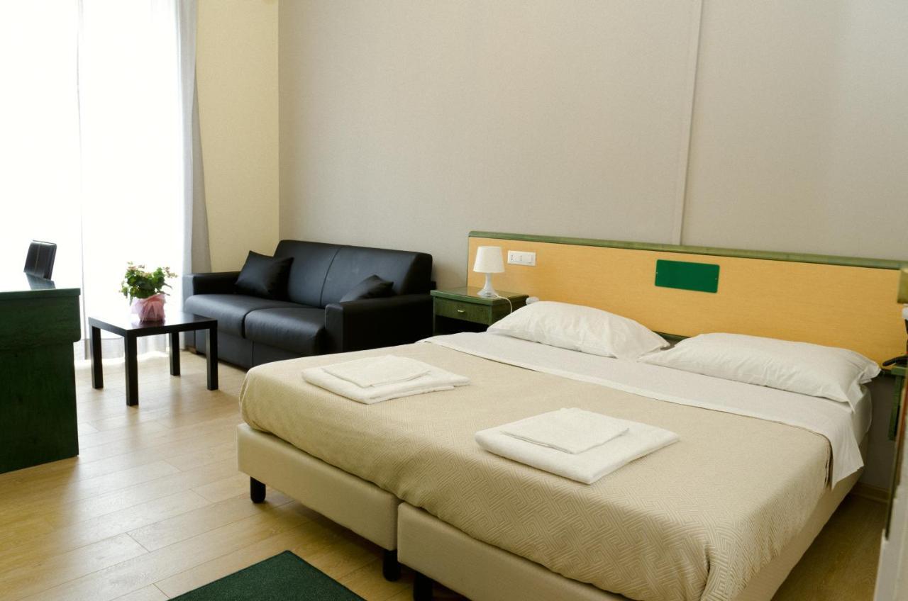 Hotel Suisse Génova Quarto foto